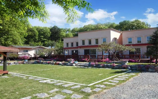 Yongin Donggubak Pension