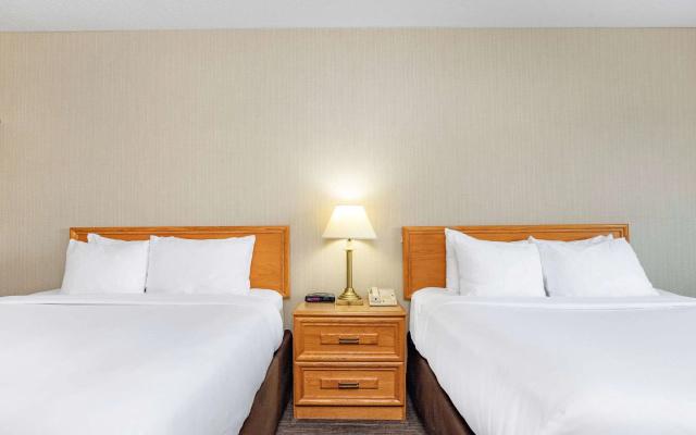Travelodge by Wyndham Bridgewater