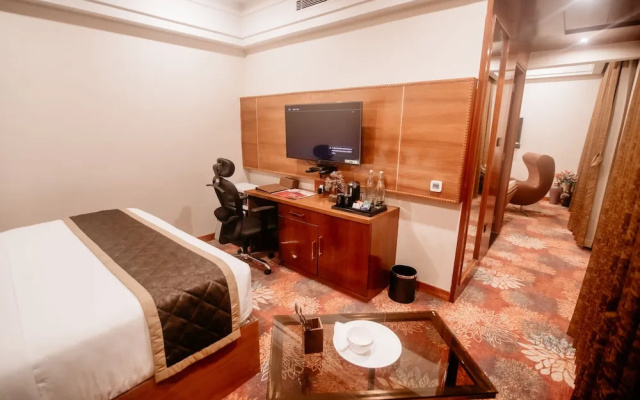 Kingston Hotel