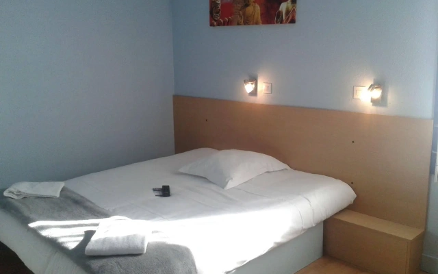 Fasthotel Caen Memorial