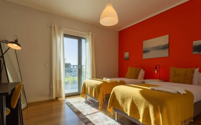 Spacious Lisbon Haven w Lift Garage