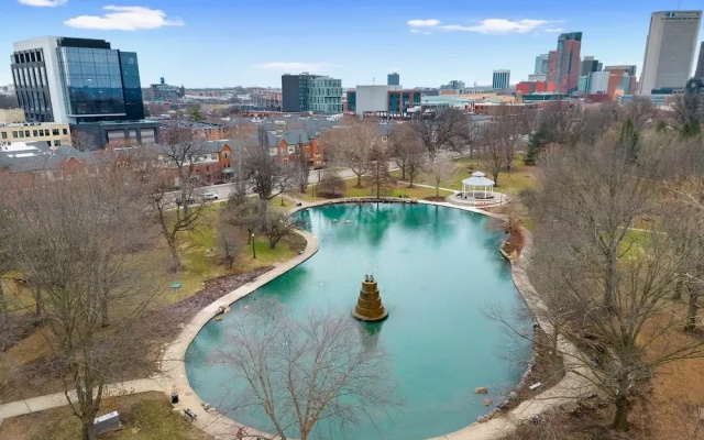 North Pearl Residences 874