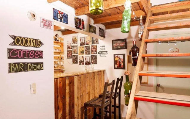 Hostal Monet`s Poblado