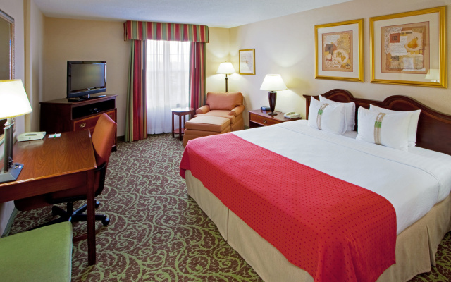 Holiday Inn Chantilly-Dulles Expo Center by IHG