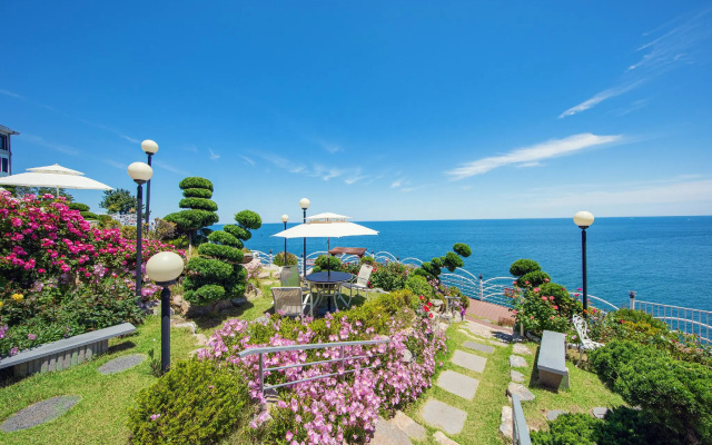 Samcheok CNBLUE Pension
