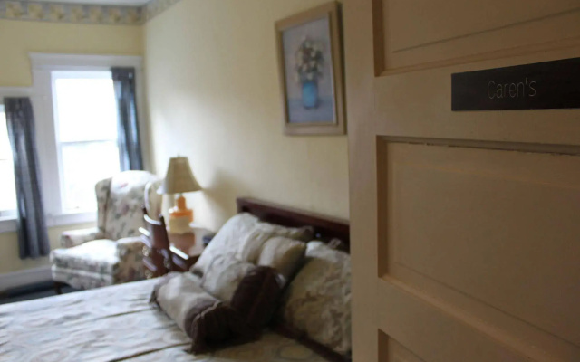 Victorian Charm Inn