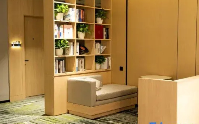 Shell Hotel (Huaibei Normal University Binhu Campus Branch)