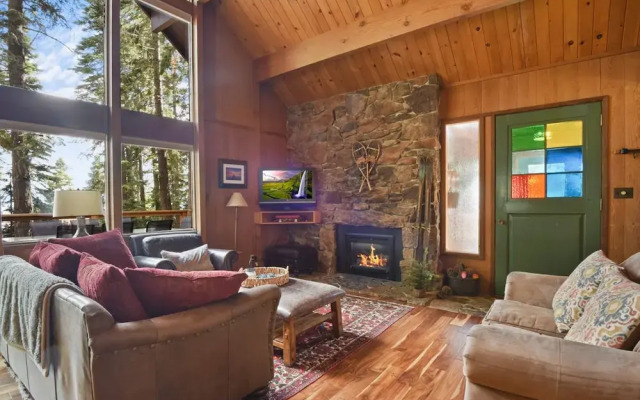 Grandview Chalet