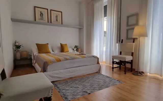 JOIVY Contemporary 1-Bed Apt Near Duomo Di Milano