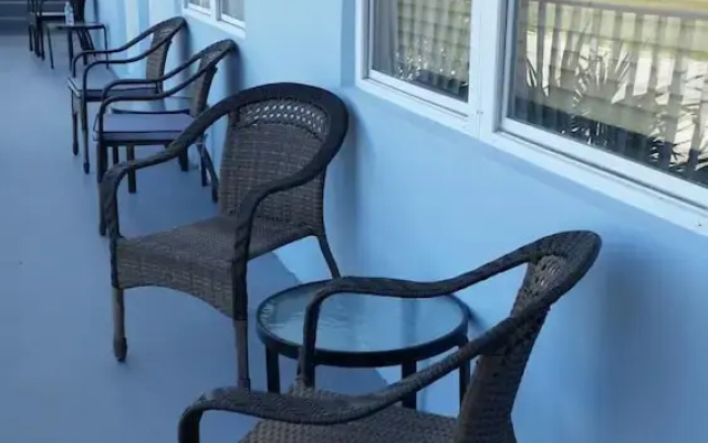 Knight's Key Suites