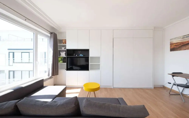 Cozy Studio With Terrace and Stunning View