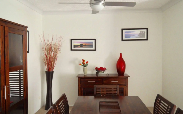Oceanside Cove Holiday Apartments