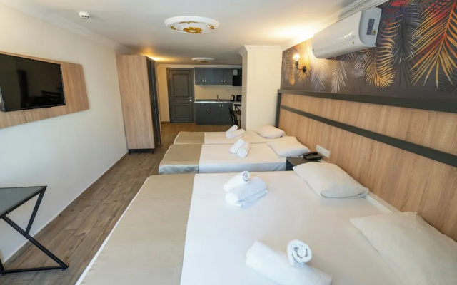 Piyes Otel
