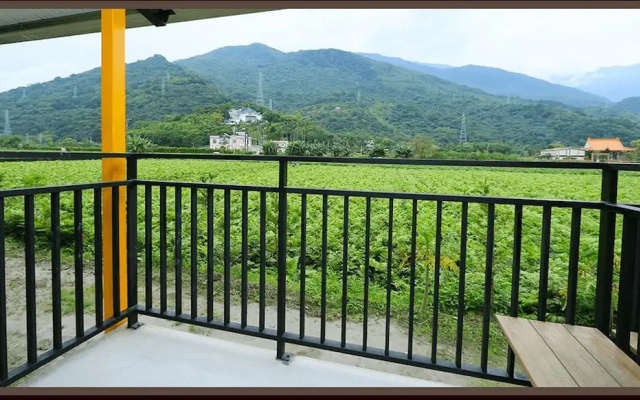 Futian B&B