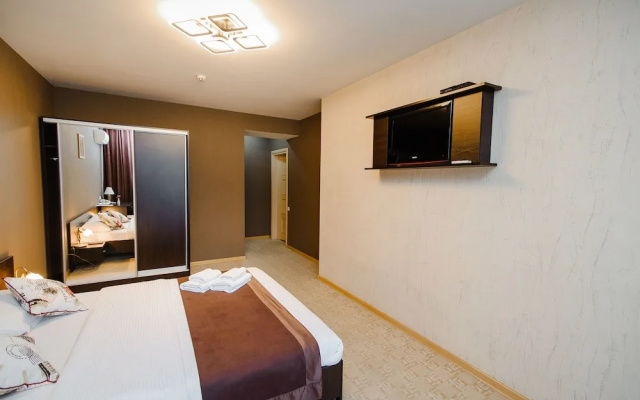 Tip Top Hotel City Center