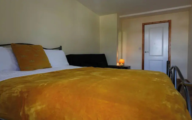LuxeLiving Apartment