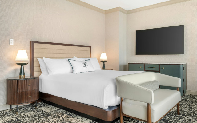 Omni Severin Hotel