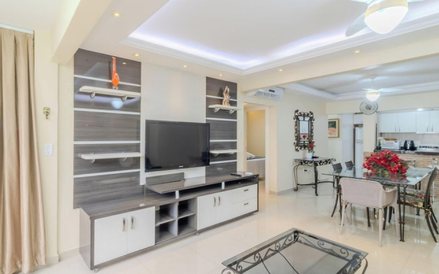 2BR Full apt Beachfront Ese0102