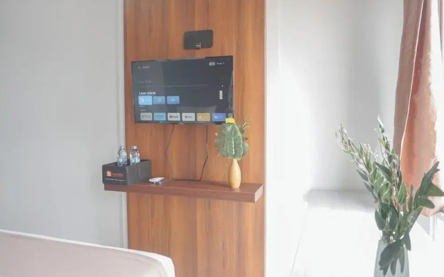 Restful And Homey Studio Patraland Urbano Apartment