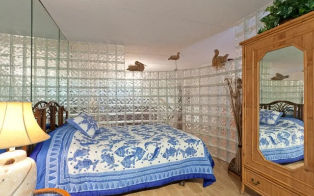 Saida IV Condominium 709