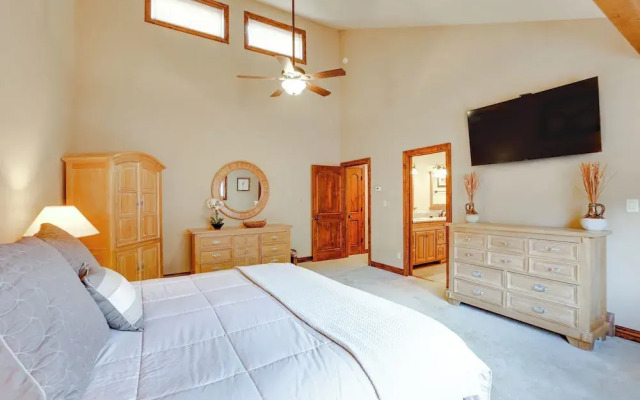 Private Sauna & Mtn Views: Keystone Townhome!