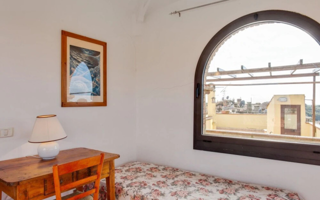 Cosy Holiday Home in Bibbona With Balcony, Heating & Views