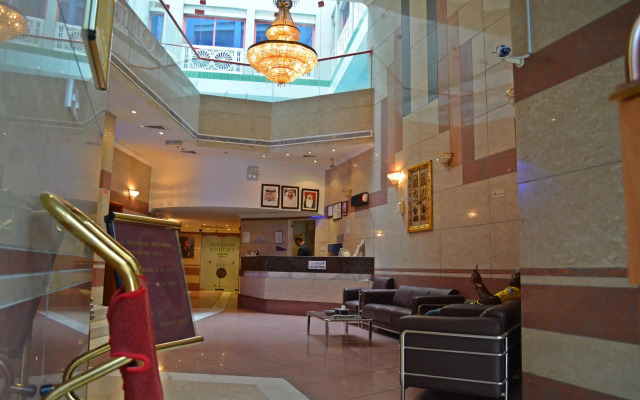 Queen's Hotel