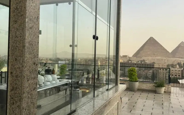 pyramids Yard Hotel