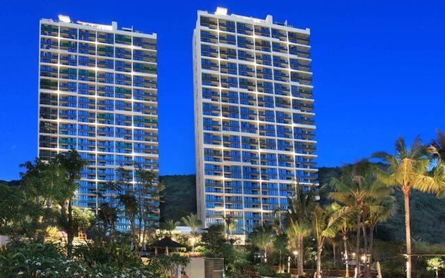 Отель Serenity Coast All Suite Resort Sanya вид на фасад