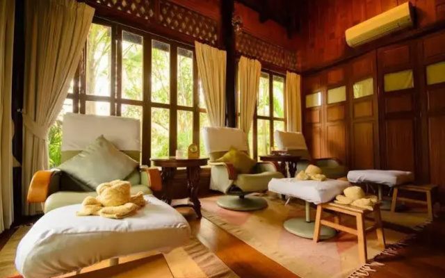 Petchvarin Resort and Spa