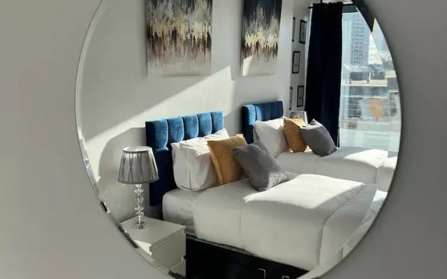 Spacious 2BR City Center Apartment