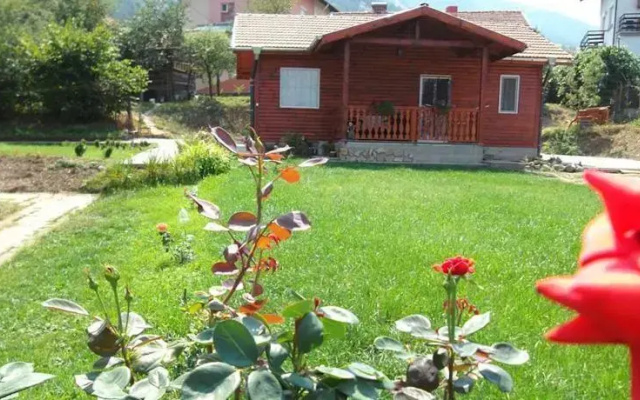 Tarpovi Guest House