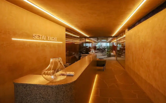Setai Yacht Luxury - by Almare