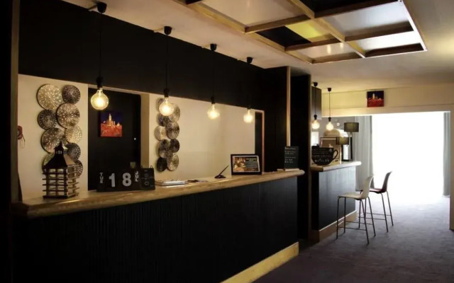 Hotel Escale Akena