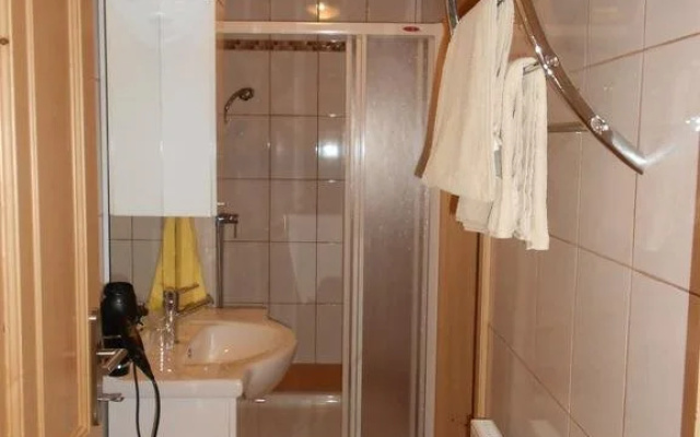 Weingut - Gästezimmer zum Schwalbennest