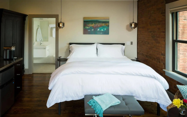 Bunn House - A Boutique Hotel