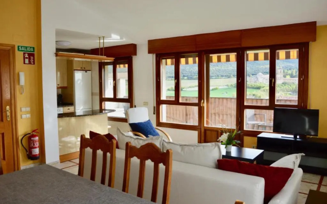 Apartamentos Montejurra