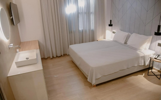 Nireus Hotel