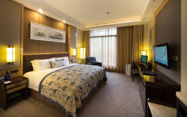 Yun-zen Lotus Hotel