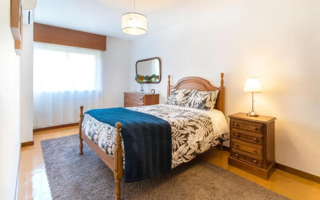 Cozy 3 Room Apartment in Penafiel Centre