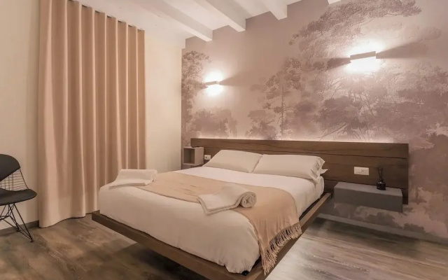 Modern & Stylish Apartment in Como City by Rent all Como