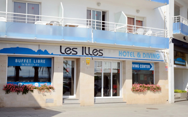 Hotel & Diving les Illes