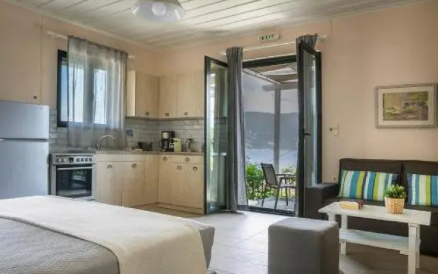 Martini Waterfront Suites