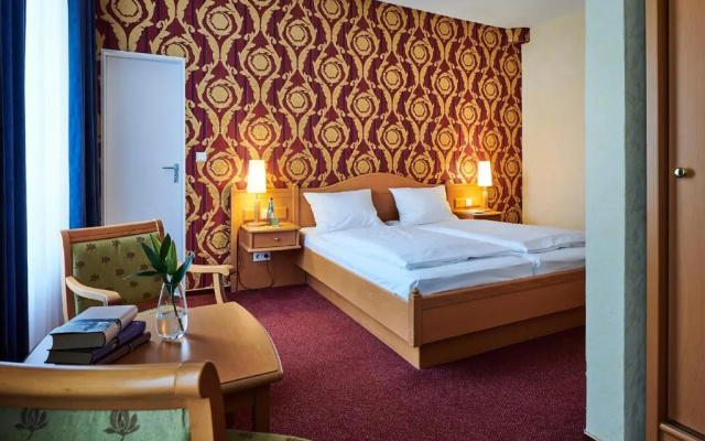 Dom Hotel