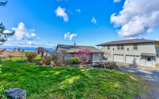 @ Marbella Lane - Waterfront 2BR Whidbey Island
