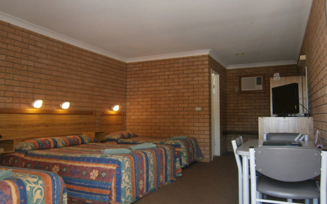 Aaron Inn Motel