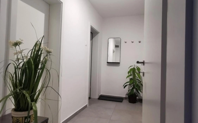 Una Apartment