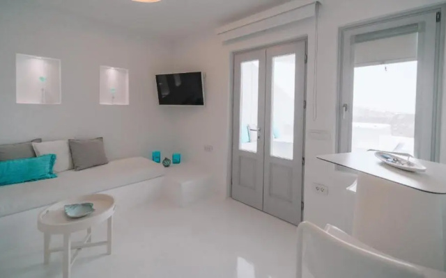 Nelya Suites
