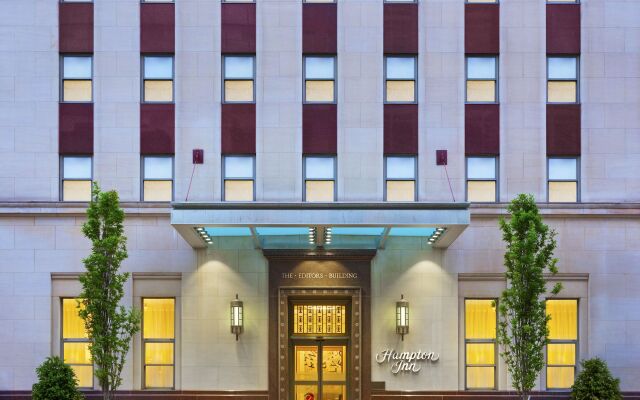 Отель Hampton Inn - Washington DC/White House вид на фасад