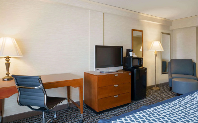 Baymont by Wyndham Bremerton WA